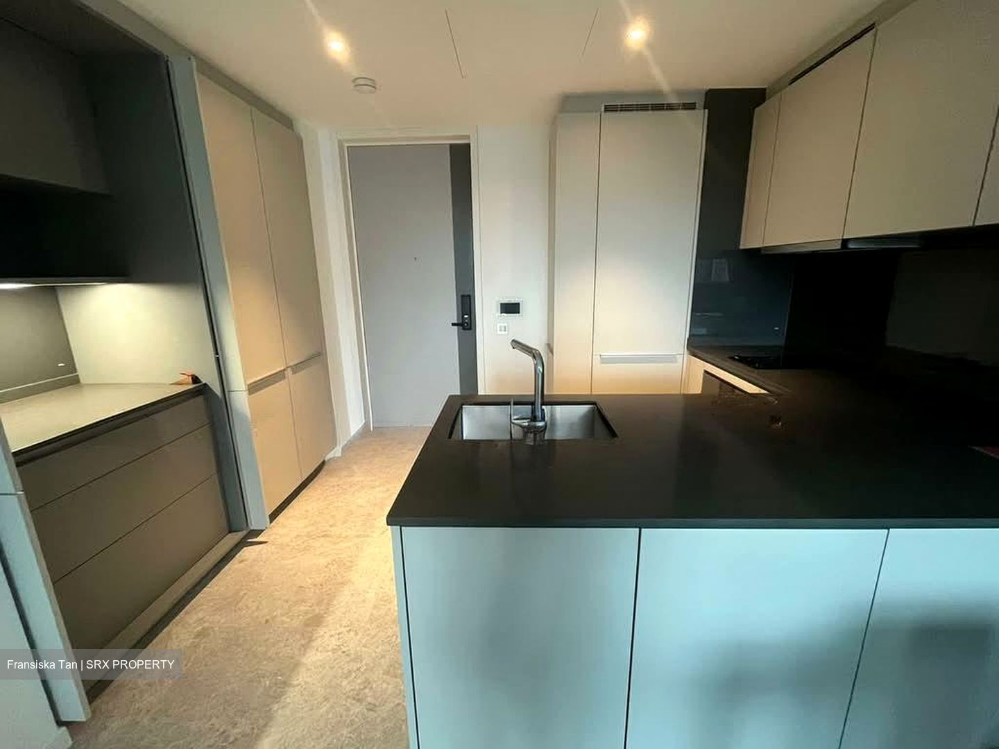 Riviere  (D3), Condominium #536523311